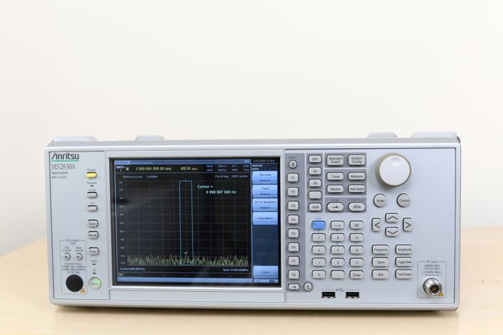 Анализатор спектра Anritsu MS2830A до 13 ГГц